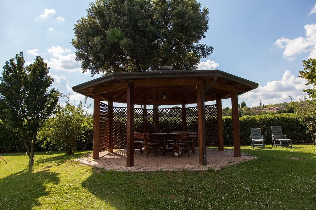 Agriturismo La Panoramica 아시시 외부 사진