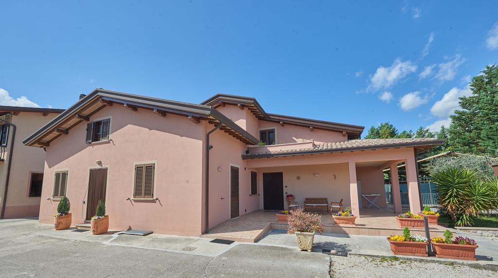 Agriturismo La Panoramica 아시시 외부 사진